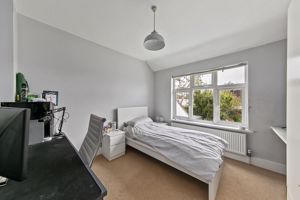 Bedroom- click for photo gallery